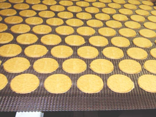Correias metálicas para assar biscoitos